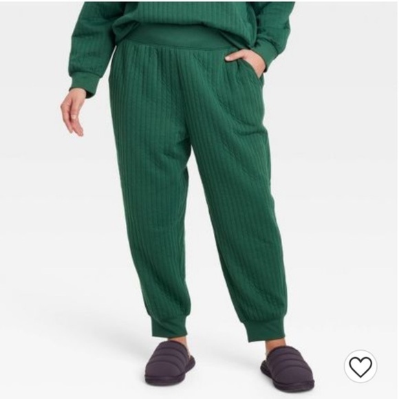 A New Day Plus Size Women's Mid-Rise Ankle Fleece Jogger Pants - Green‎ - Picture 1 of 14